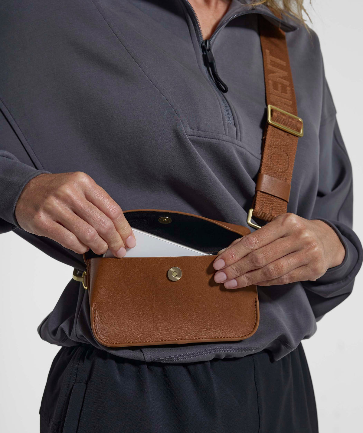 Anna Cellphone Crossbody - Pecan